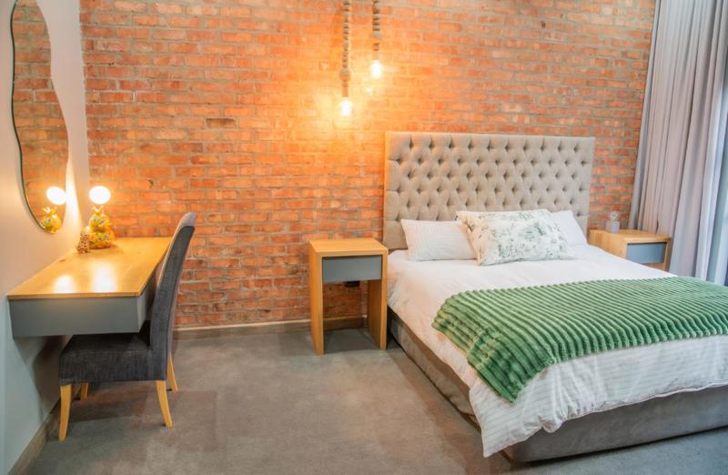 5 Bedroom Property for Sale in Heron Banks Golf Estate Free State